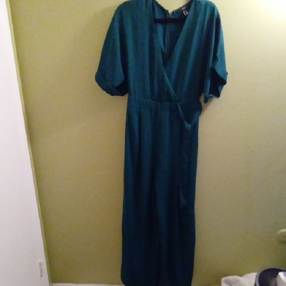 Womans S Forever 21 Teal green Jumpsuit V-neck Pockets Dressy Office Summer